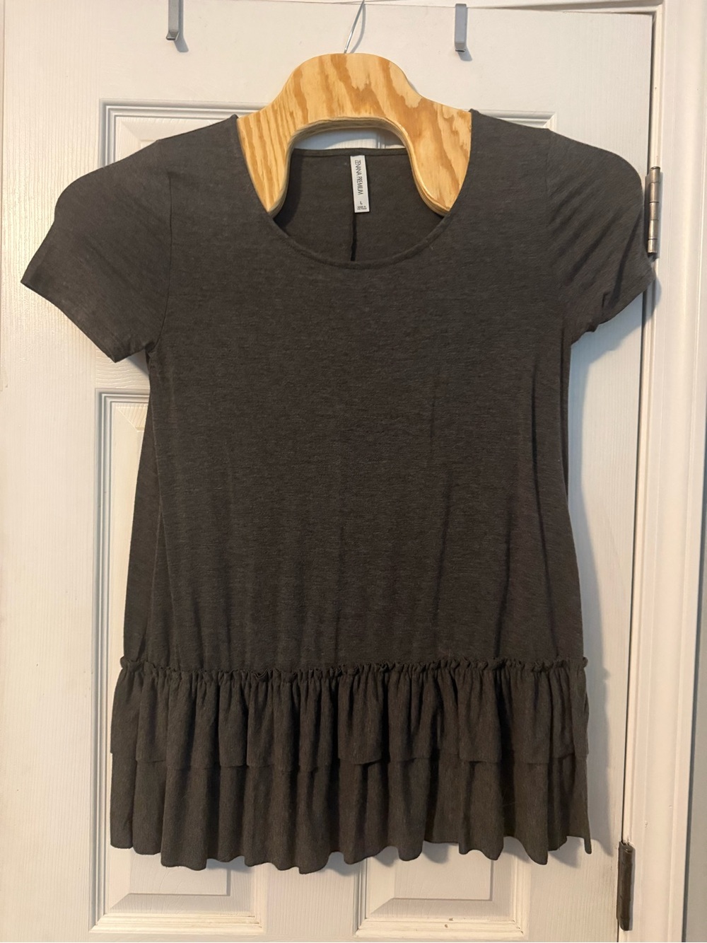 Zenana Charcoal Ruffle Hem Short Sleeve Top L